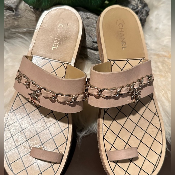 ⚠️⚠️clearance⚠️⚠️Chanel co chain nude sandals 37.5C - Picture 11 of 14